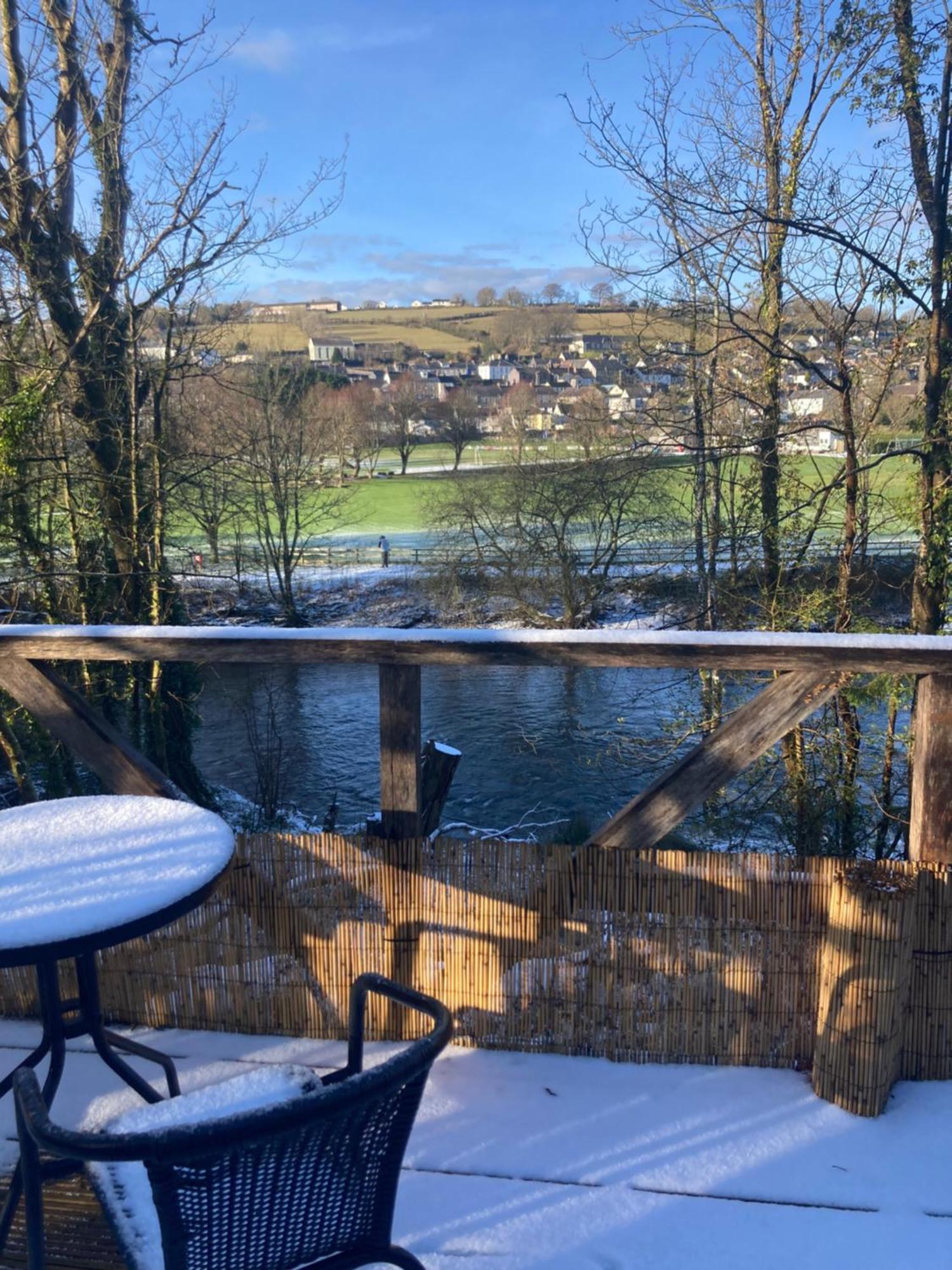 Honey Bee Cabin Llandysul Exterior photo